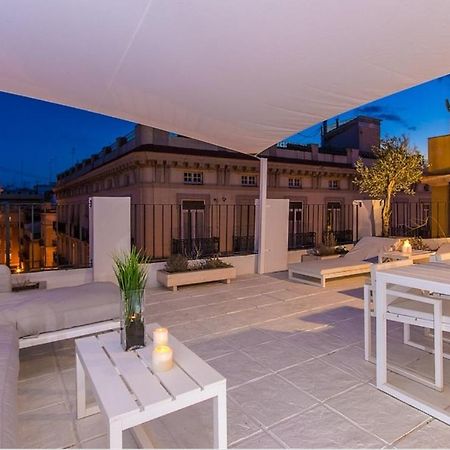 No Turistic Rental, Duplex Penthouse In The Historic Center, Valencia, Ideal For Those Looking To Stay In The City For A Season, Including Professionals And Students Eksteriør bilde