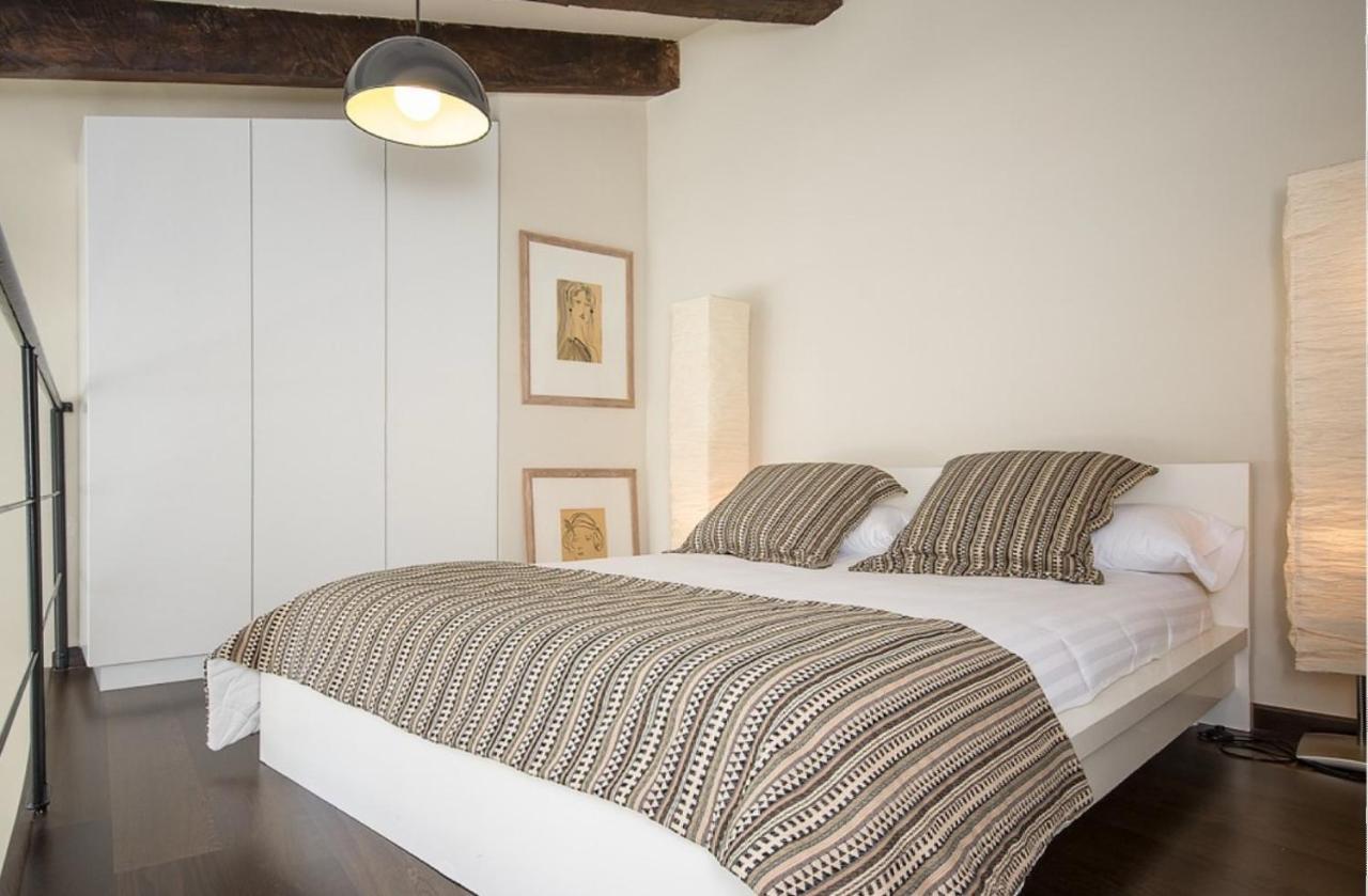 No Turistic Rental, Duplex Penthouse In The Historic Center, Valencia, Ideal For Those Looking To Stay In The City For A Season, Including Professionals And Students Eksteriør bilde