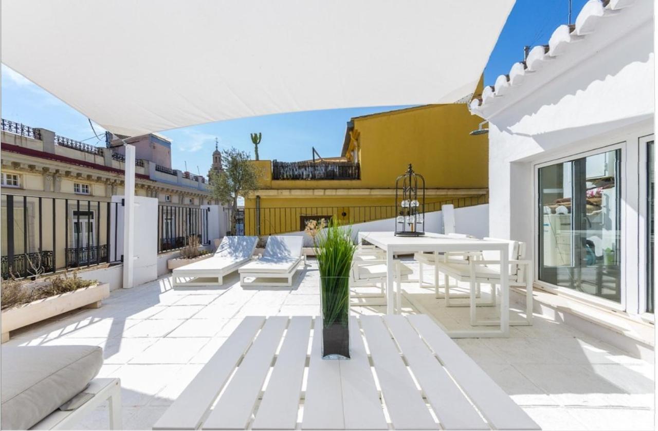 No Turistic Rental, Duplex Penthouse In The Historic Center, Valencia, Ideal For Those Looking To Stay In The City For A Season, Including Professionals And Students Eksteriør bilde